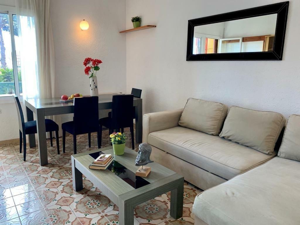 Nice Apartamen Lloret de Mar Zewnętrze zdjęcie